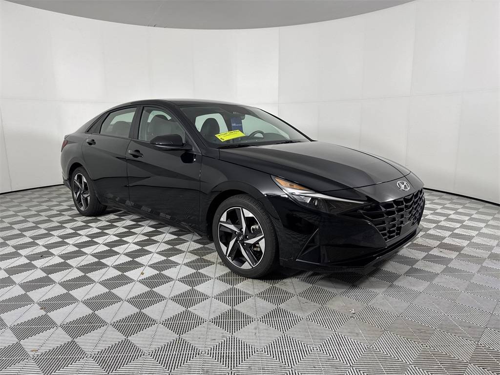 2023 Hyundai Elantra SEL — Sedan — 32,241 mi — Clermont, FL