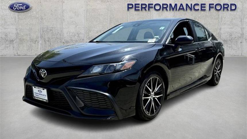 2021 Toyota Camry SE — Sedan — 60,372 mi — West Covina, CA