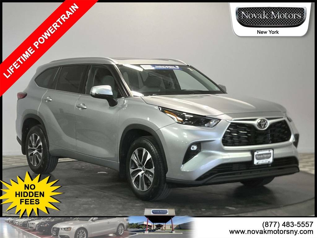 2022 Toyota Highlander XLE — SUV — 8,941 mi — Farmingdale, NY