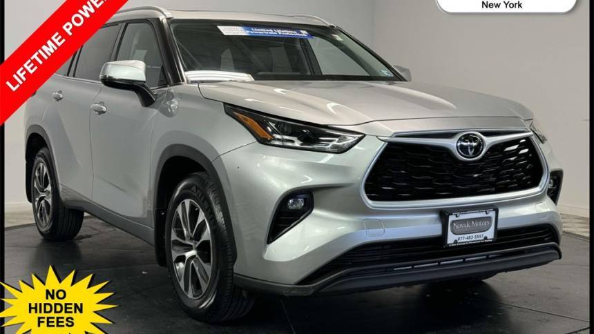 2022 Toyota Highlander XLE — SUV — 33,205 mi — Farmingdale, NY