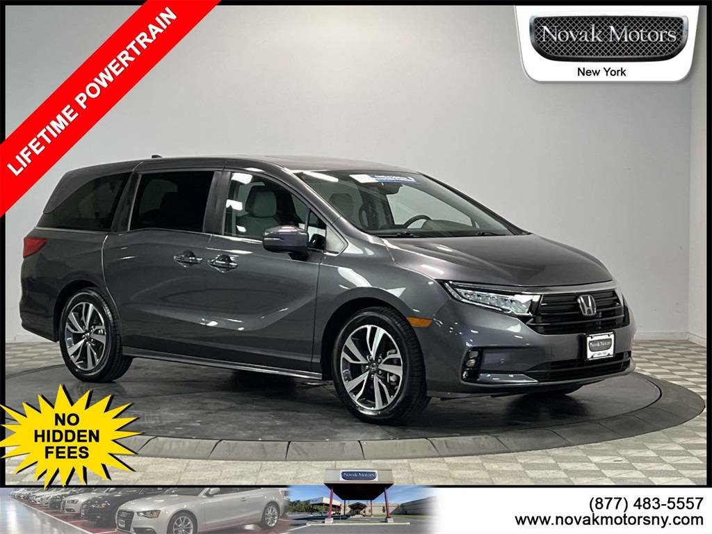 2023 Honda Odyssey Touring — Minivan — 20,939 mi — Farmingdale, NY