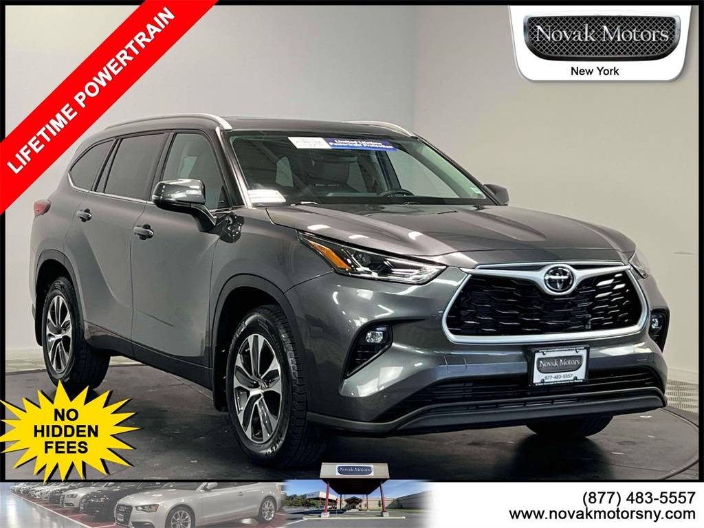 2022 Toyota Highlander XLE — SUV — 22,892 mi — Farmingdale, NY