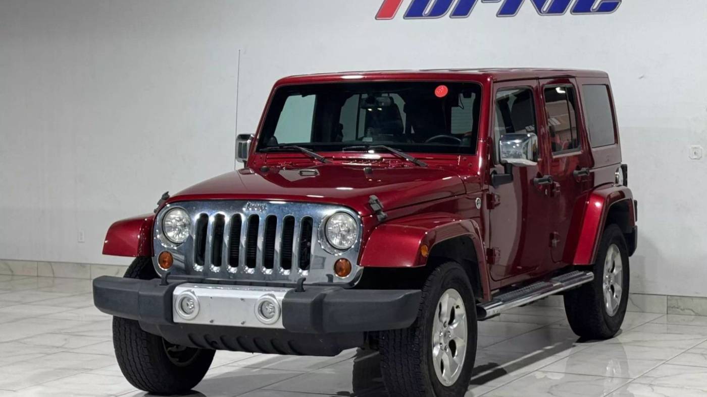2013 Jeep Wrangler Sahara — SUV — 82,328 mi — Houston, TX