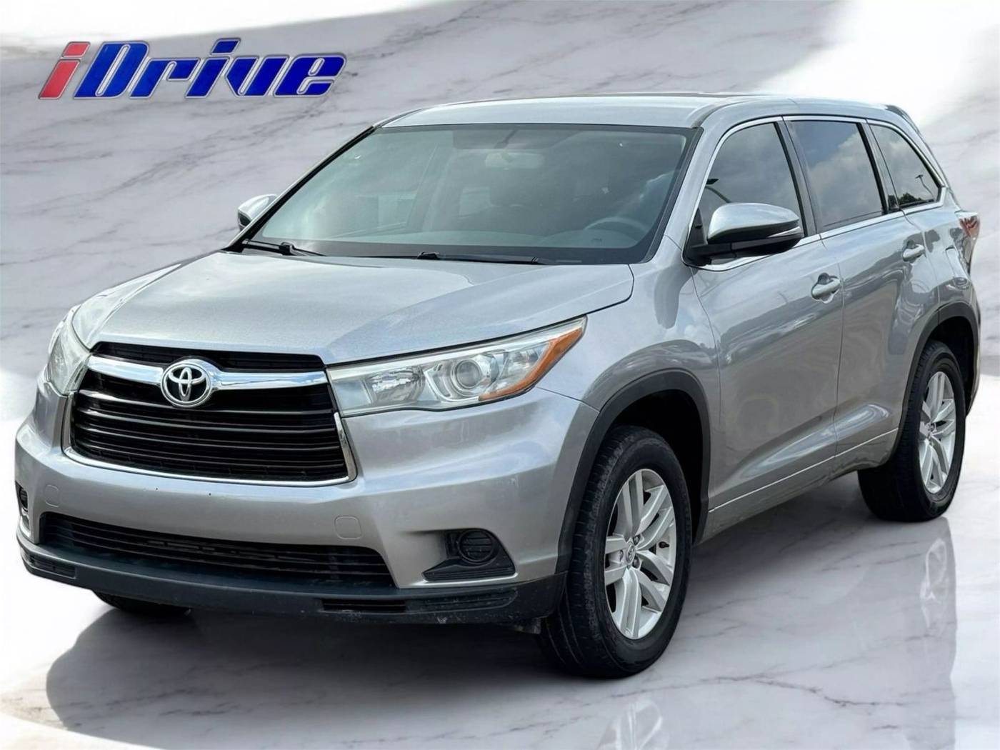 2015 Toyota Highlander LE — SUV — 136,542 mi — Houston, TX