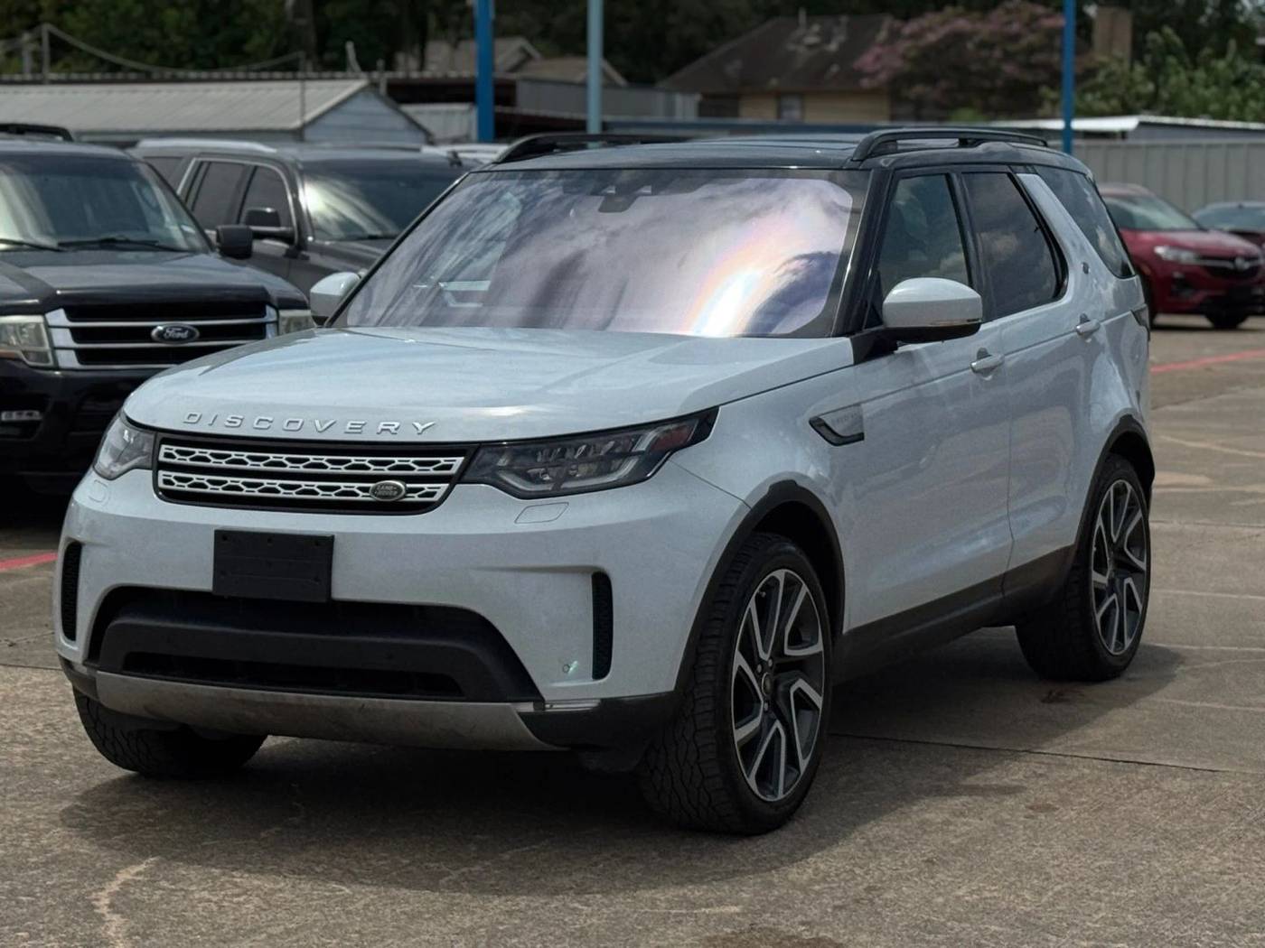 2019 Land Rover Discovery HSE Luxury — SUV — 62,996 mi — Houston, TX