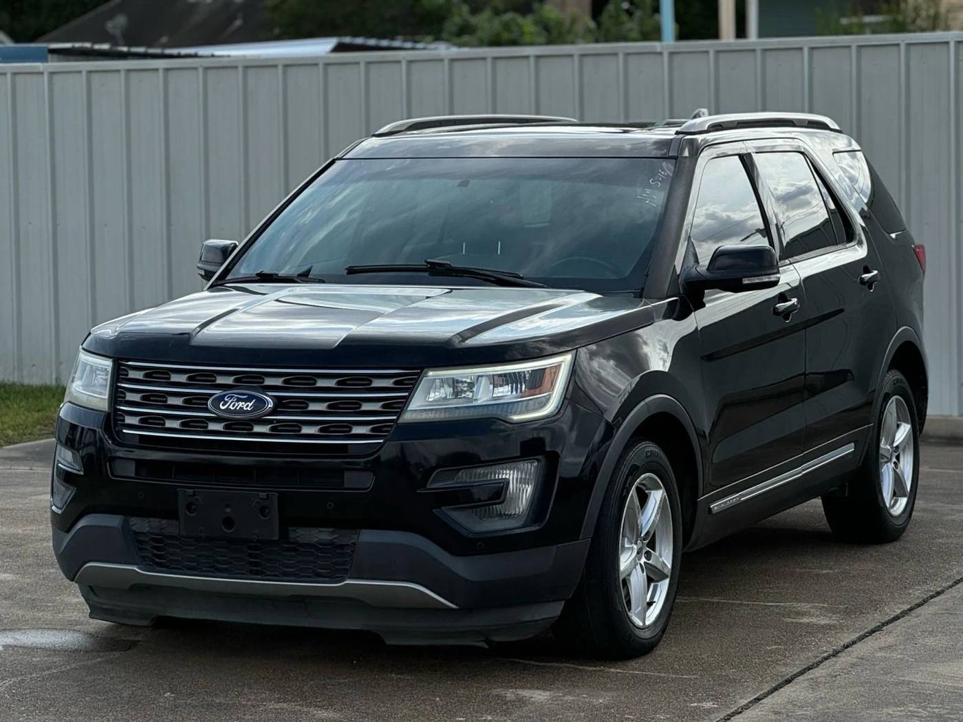 2016 Ford Explorer XLT — SUV — 131,295 mi — Houston, TX