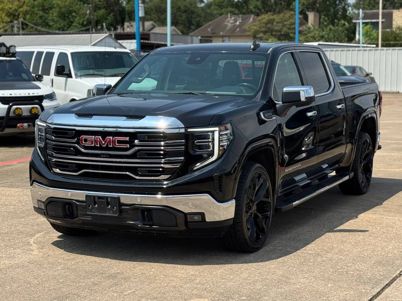 2022 GMC Sierra 1500 SLT — Pickup Truck — 55,250 mi — Houston, TX