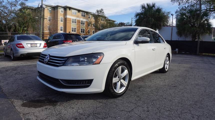 2014 Volkswagen Passat Wolfsburg Edition — Sedan — 106,899 mi — Tampa, FL