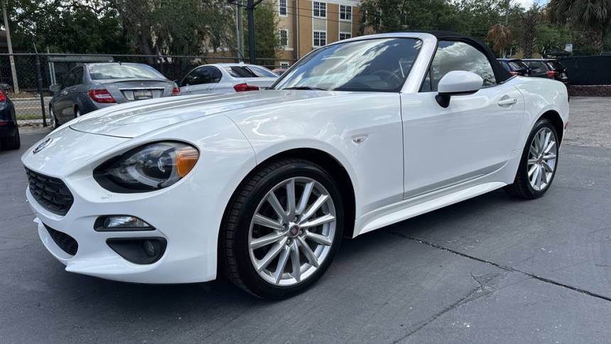 2017 Fiat 124 Spider Lusso