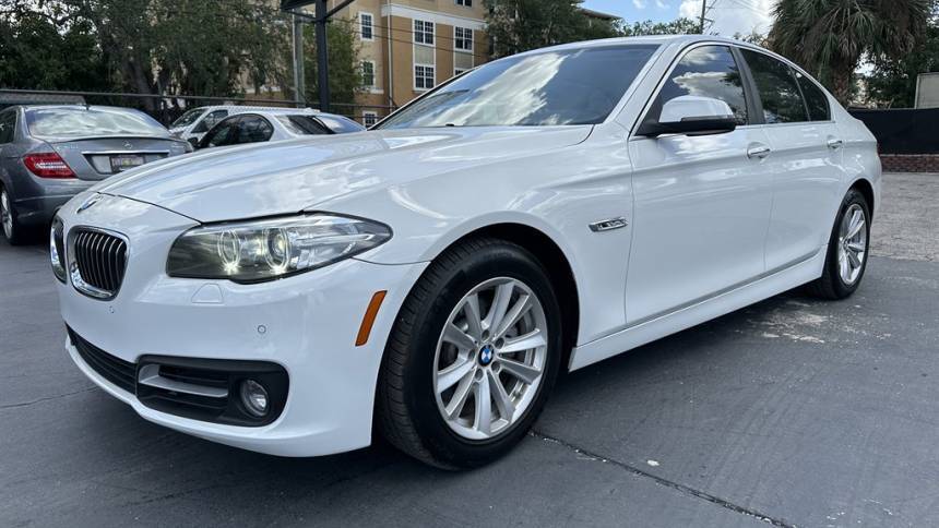 2015 BMW 5 Series 528i