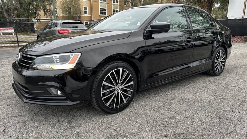 2016 Volkswagen Jetta 1.8T Sport — Sedan — 118,716 mi — Tampa, FL