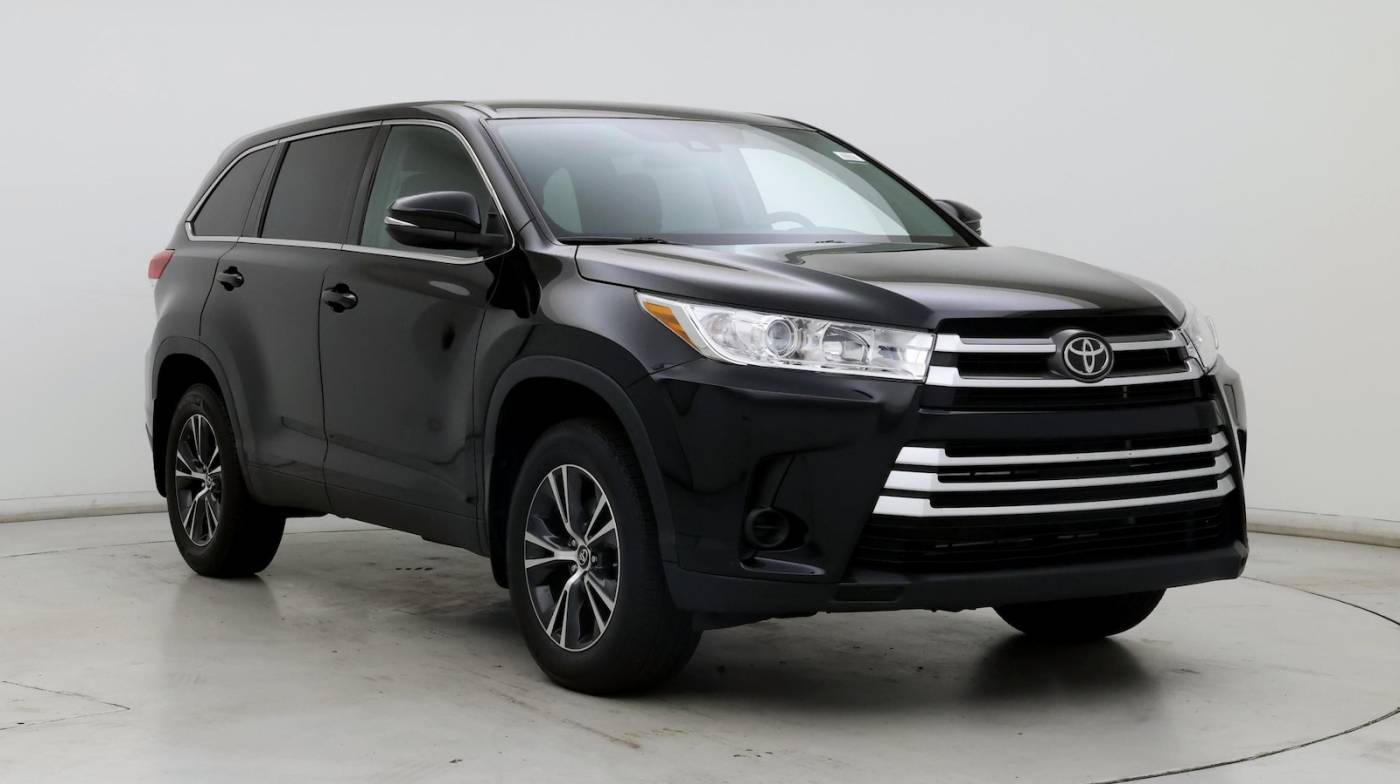 2019 Toyota Highlander LE V6 — SUV — 30,188 mi — Newark, DE