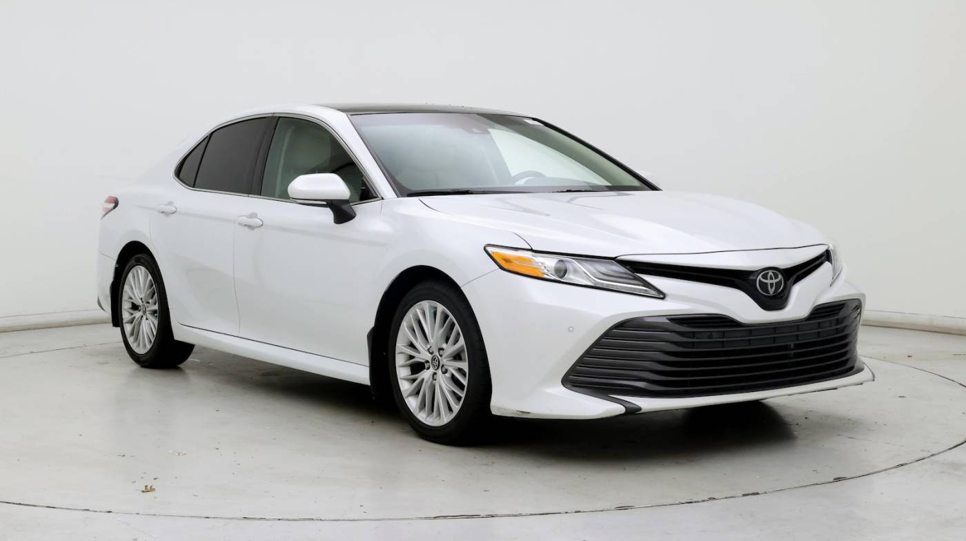 2018 Toyota Camry XLE — Sedan — 76,676 mi — Newark, DE