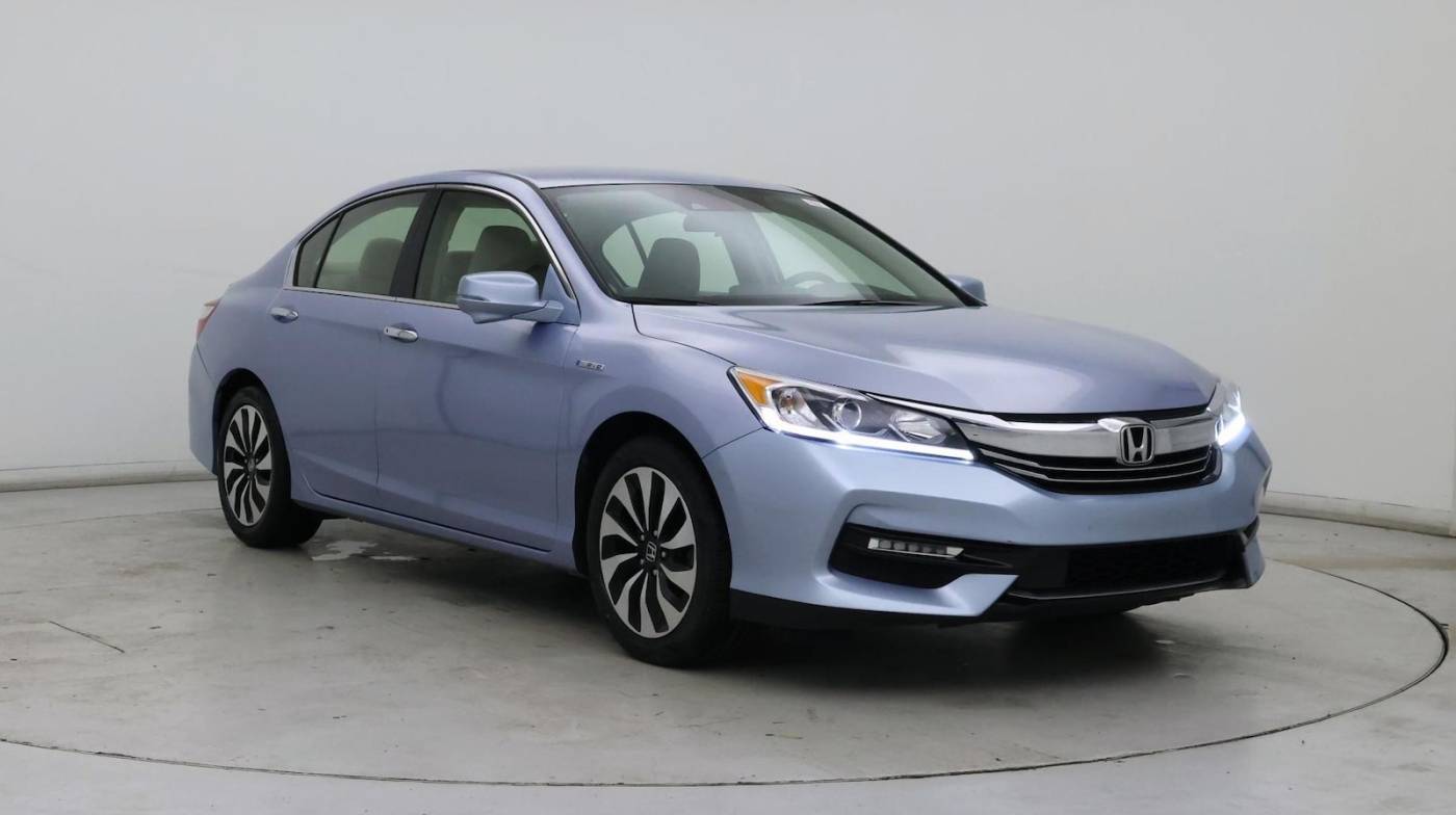 2017 Honda Accord Hybrid — Sedan — 102,003 mi — Newark, DE