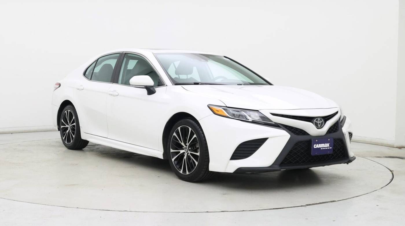 2020 Toyota Camry SE — Sedan — 55,958 mi — Newark, DE