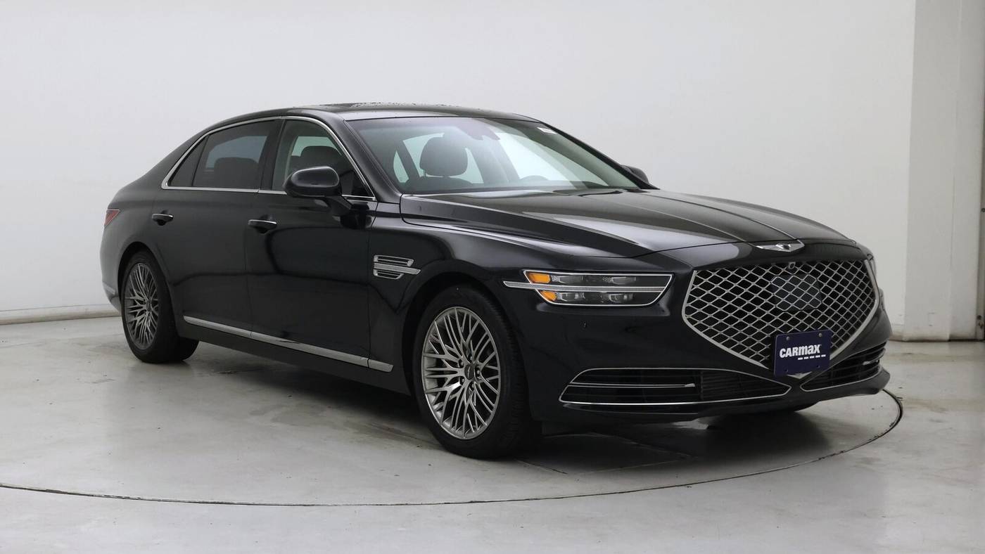 2022 Genesis G90
