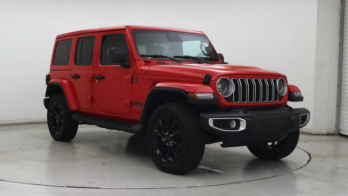 2025 Jeep Wrangler Sahara