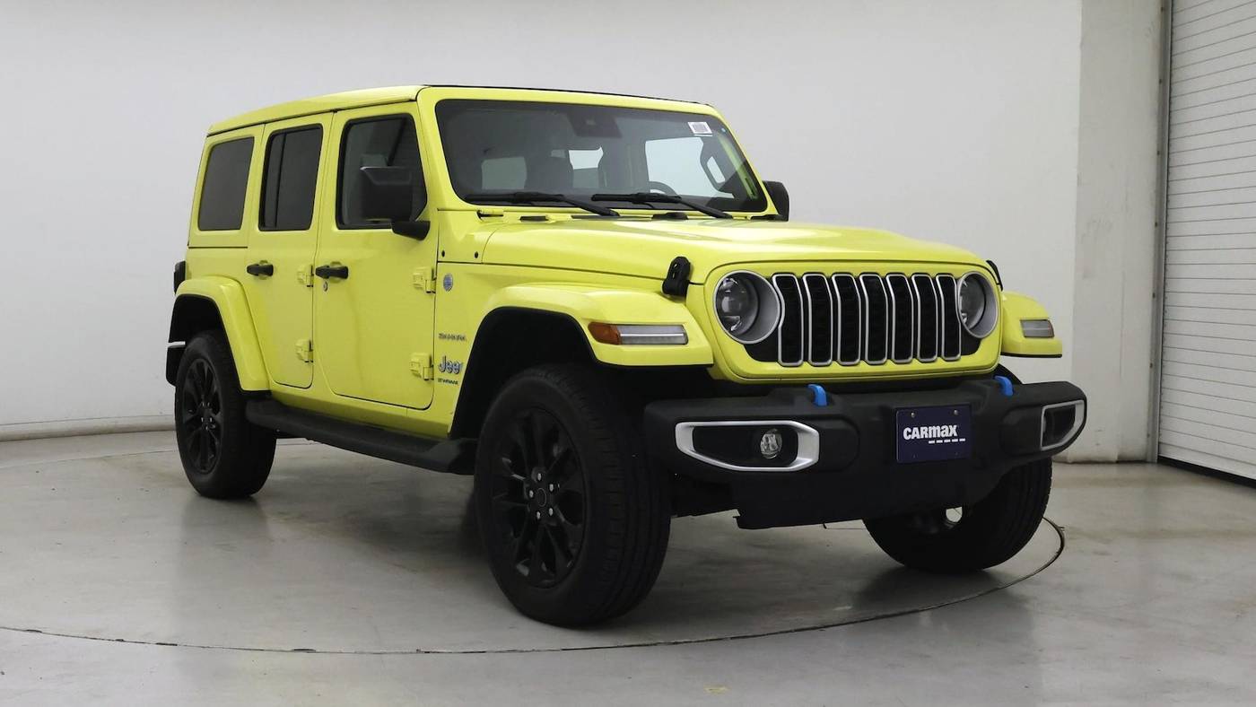 2024 Jeep Wrangler Sahara