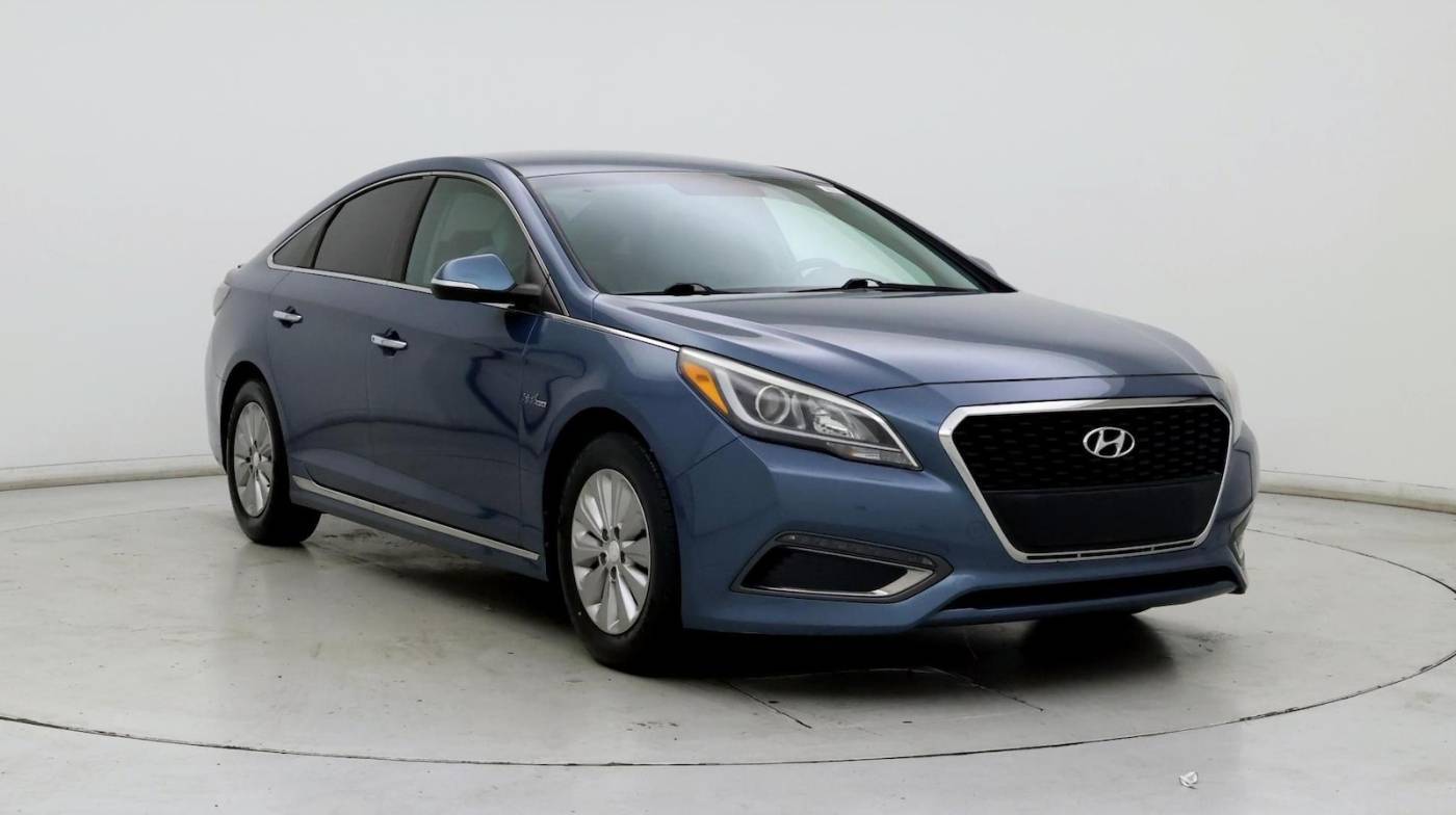 2016 Hyundai Sonata Hybrid SE — Sedan — 119,104 mi — Newark, DE