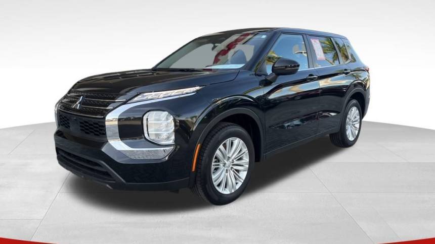 2024 Mitsubishi Outlander ES — SUV — 8,315 mi — Davie, FL