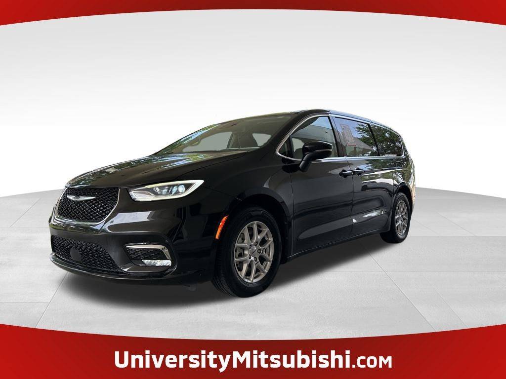 2023 Chrysler Pacifica Touring L — Minivan — 75,931 mi — Davie, FL