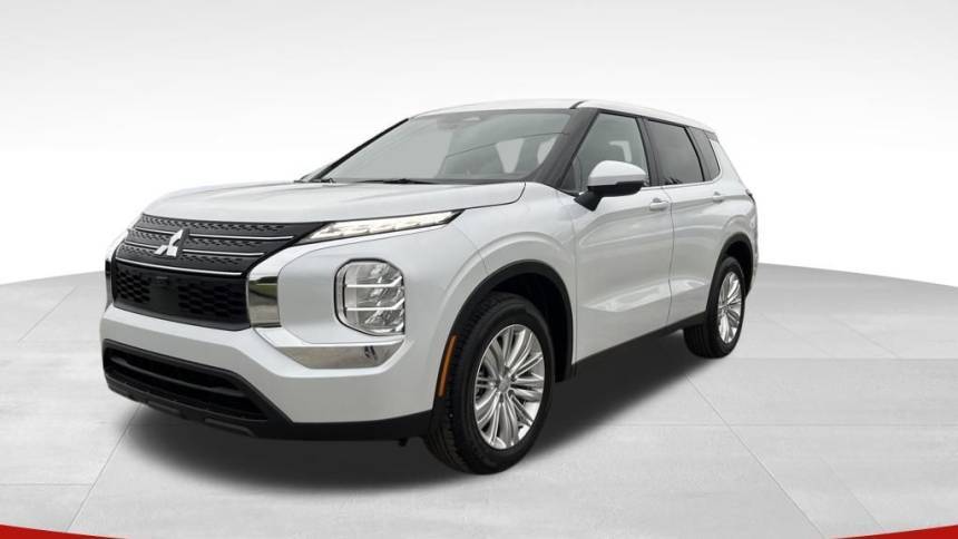 2023 Mitsubishi Outlander ES — SUV — 11,532 mi — Davie, FL