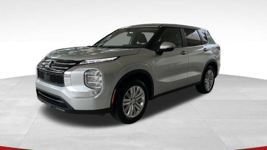 2024 Mitsubishi Outlander ES — SUV — 6,280 mi — Davie, FL