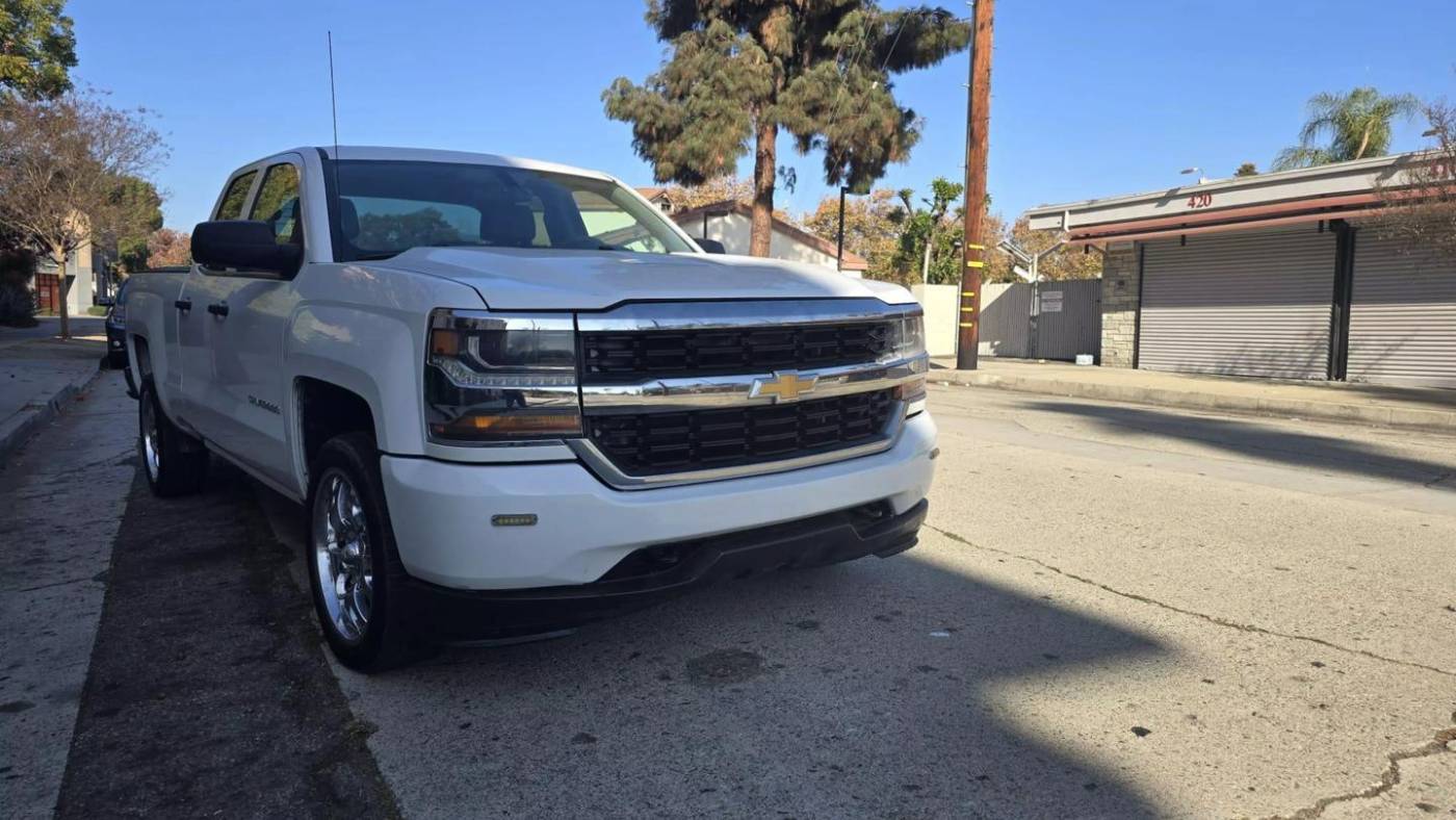 2016 Chevrolet Silverado 1500 WT — Pickup Truck — 130,101 mi — Pomona, CA