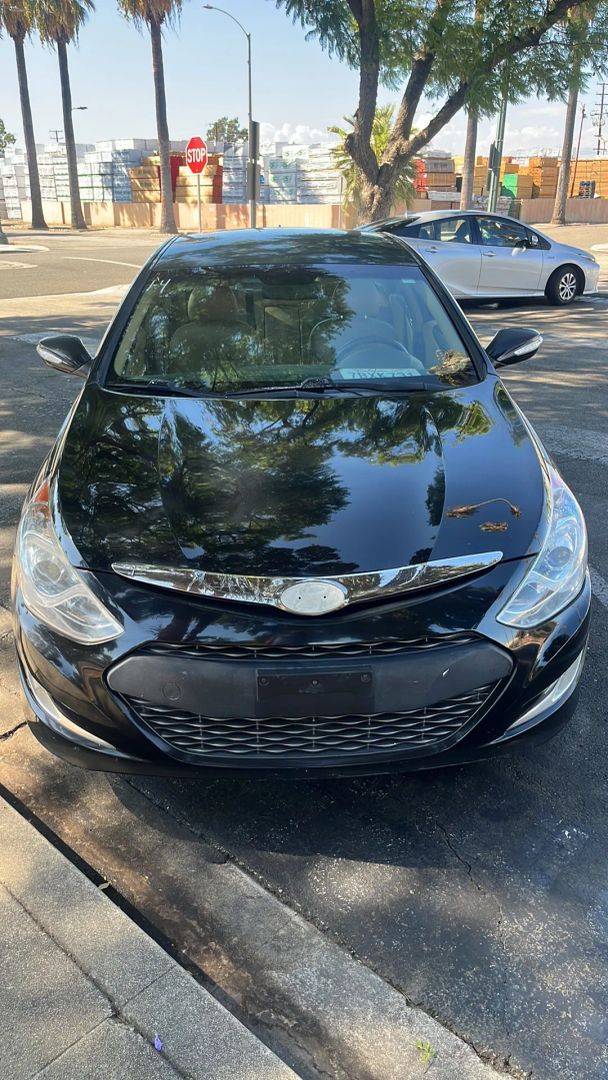 2013 Hyundai Sonata Hybrid Limited — Sedan — 123,480 mi — Pomona, CA