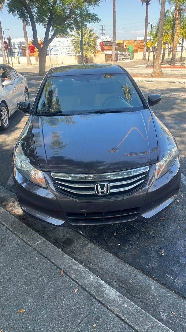 2011 Honda Accord LX — Sedan — 136,221 mi — Pomona, CA