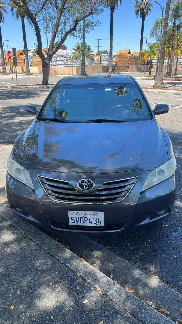 2007 Toyota Camry XLE V6 — Sedan — 181,327 mi — Pomona, CA