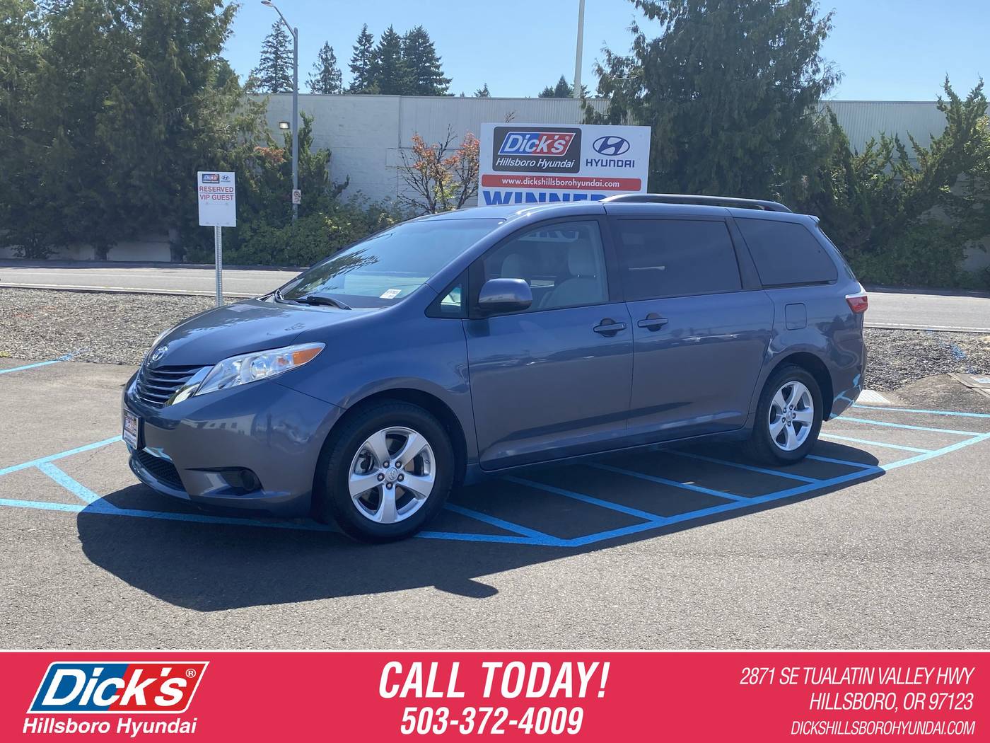 2017 Toyota Sienna LE — Minivan — 90,647 mi — Hillsboro, OR