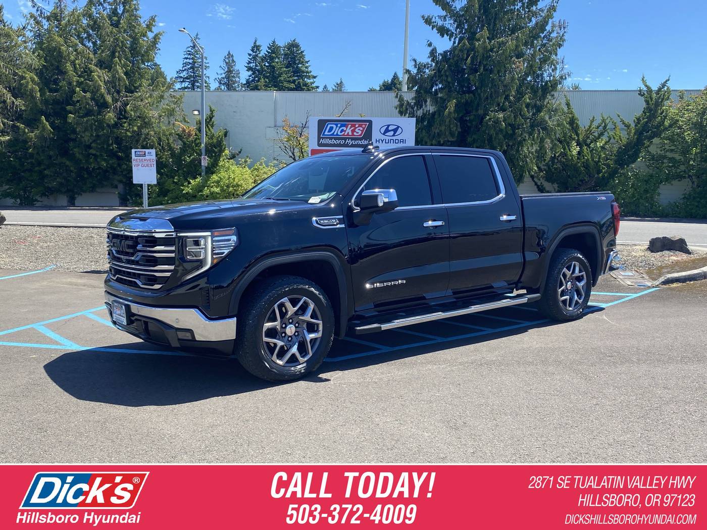 2022 GMC Sierra 1500 SLT — Pickup Truck — 17,299 mi — Hillsboro, OR
