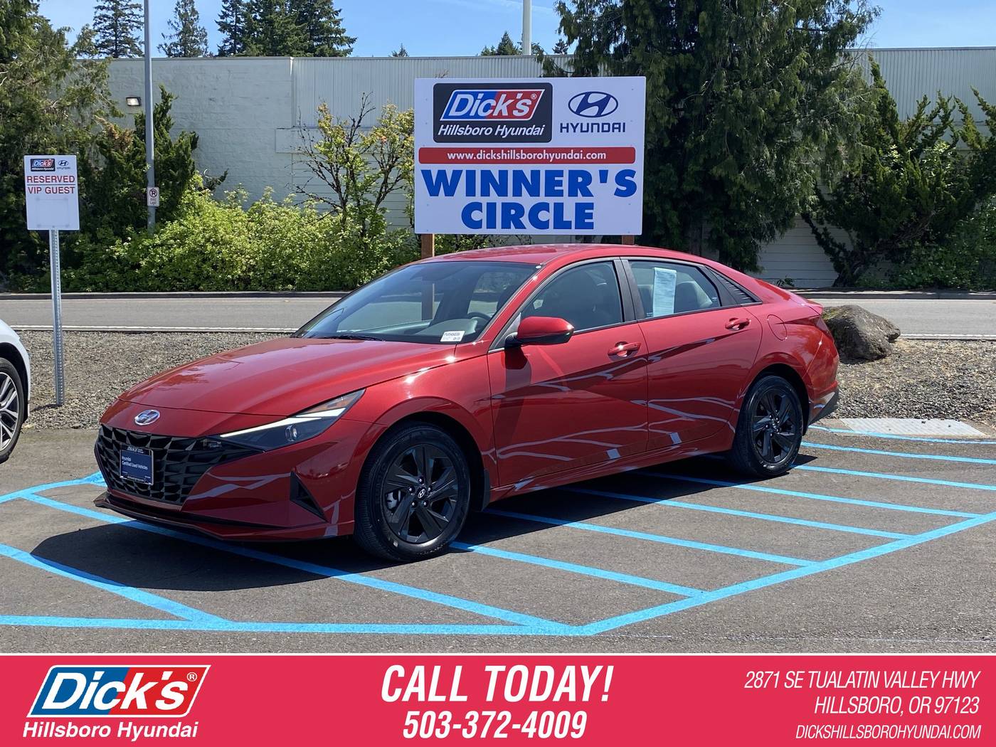 2023 Hyundai Elantra Hybrid Blue — Sedan — 18,343 mi — Hillsboro, OR