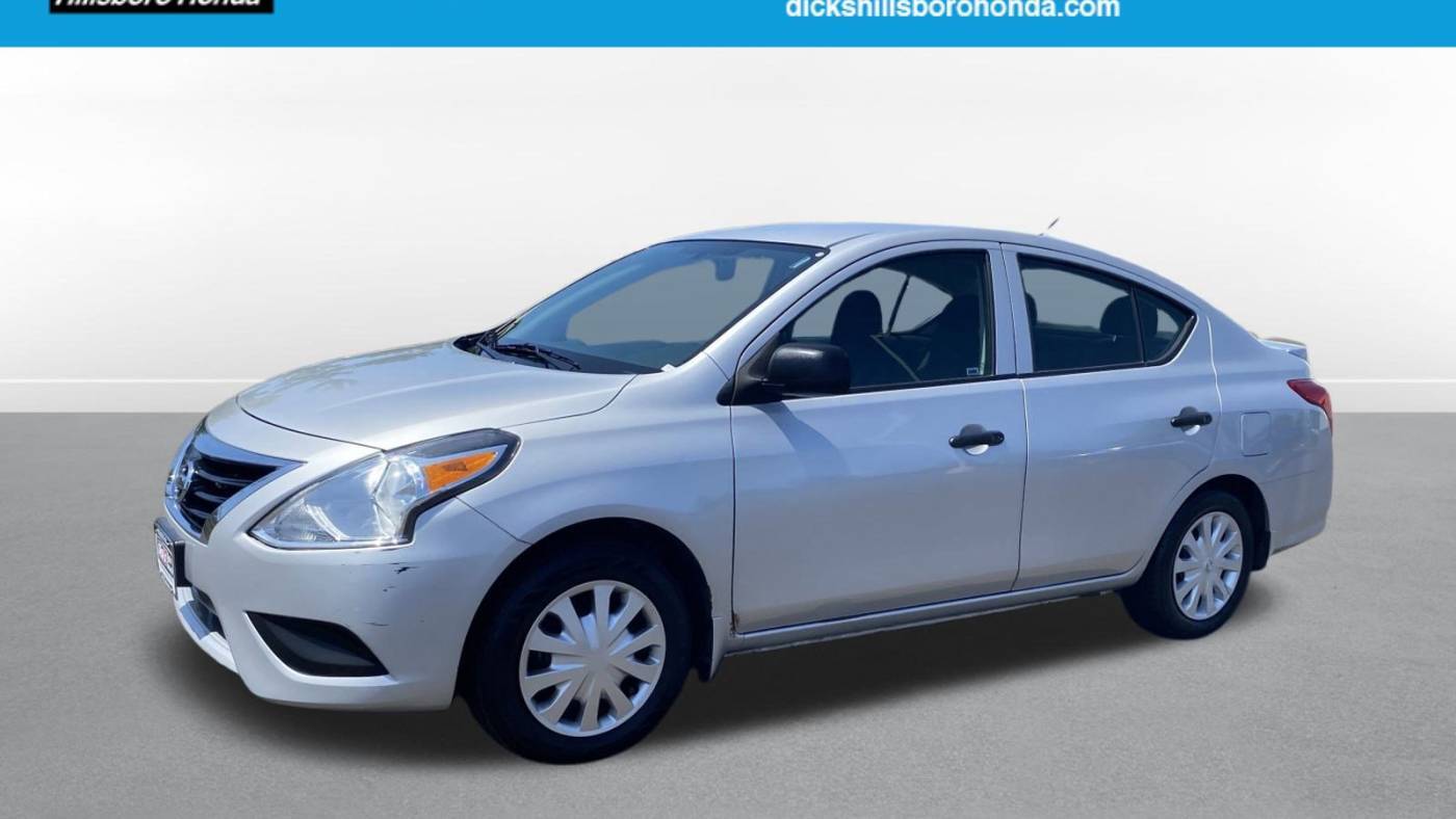 2015 Nissan Versa 1.6 S Plus