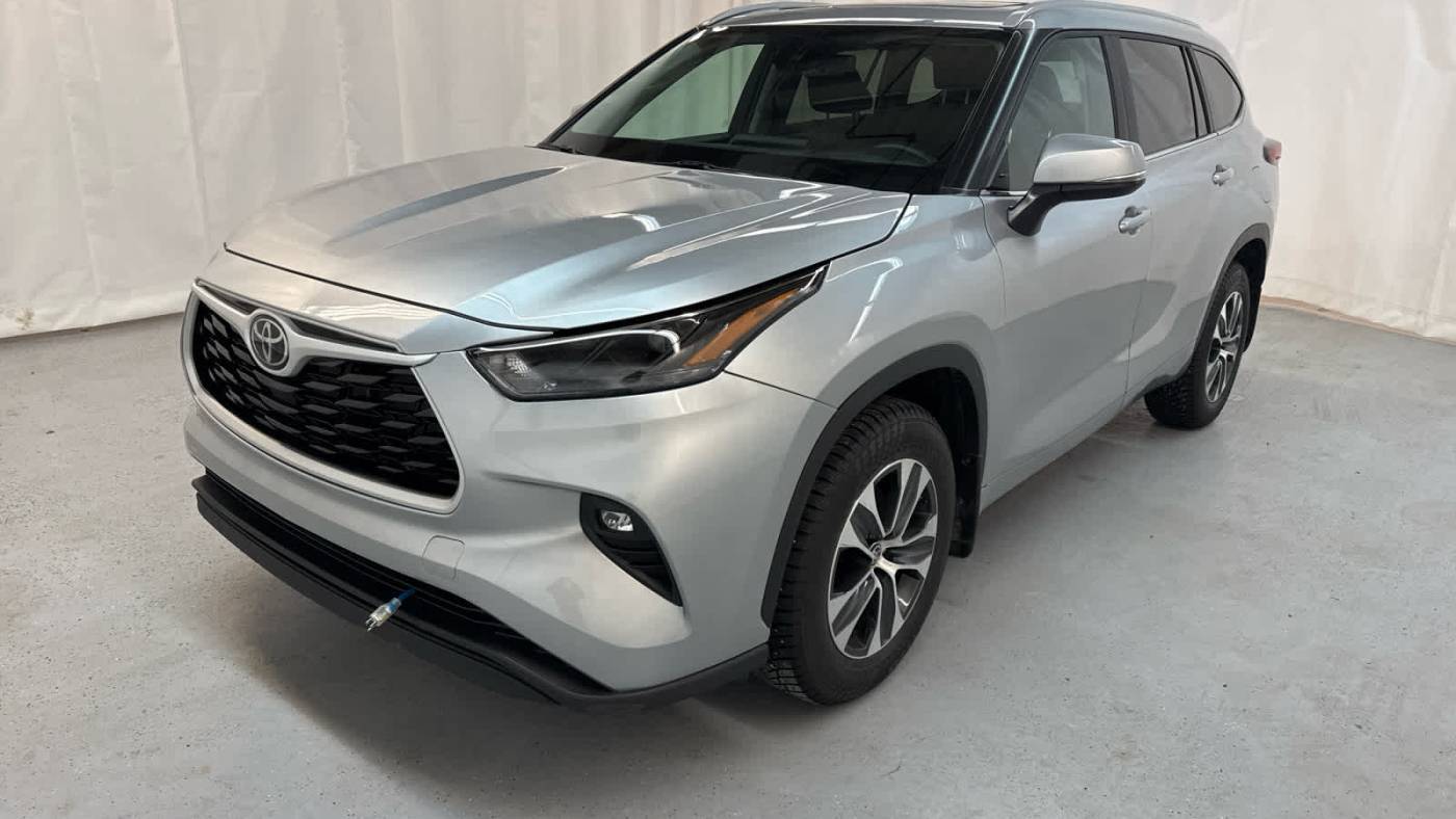 2023 Toyota Highlander XLE — SUV — 18,155 mi — Fairbanks, AK