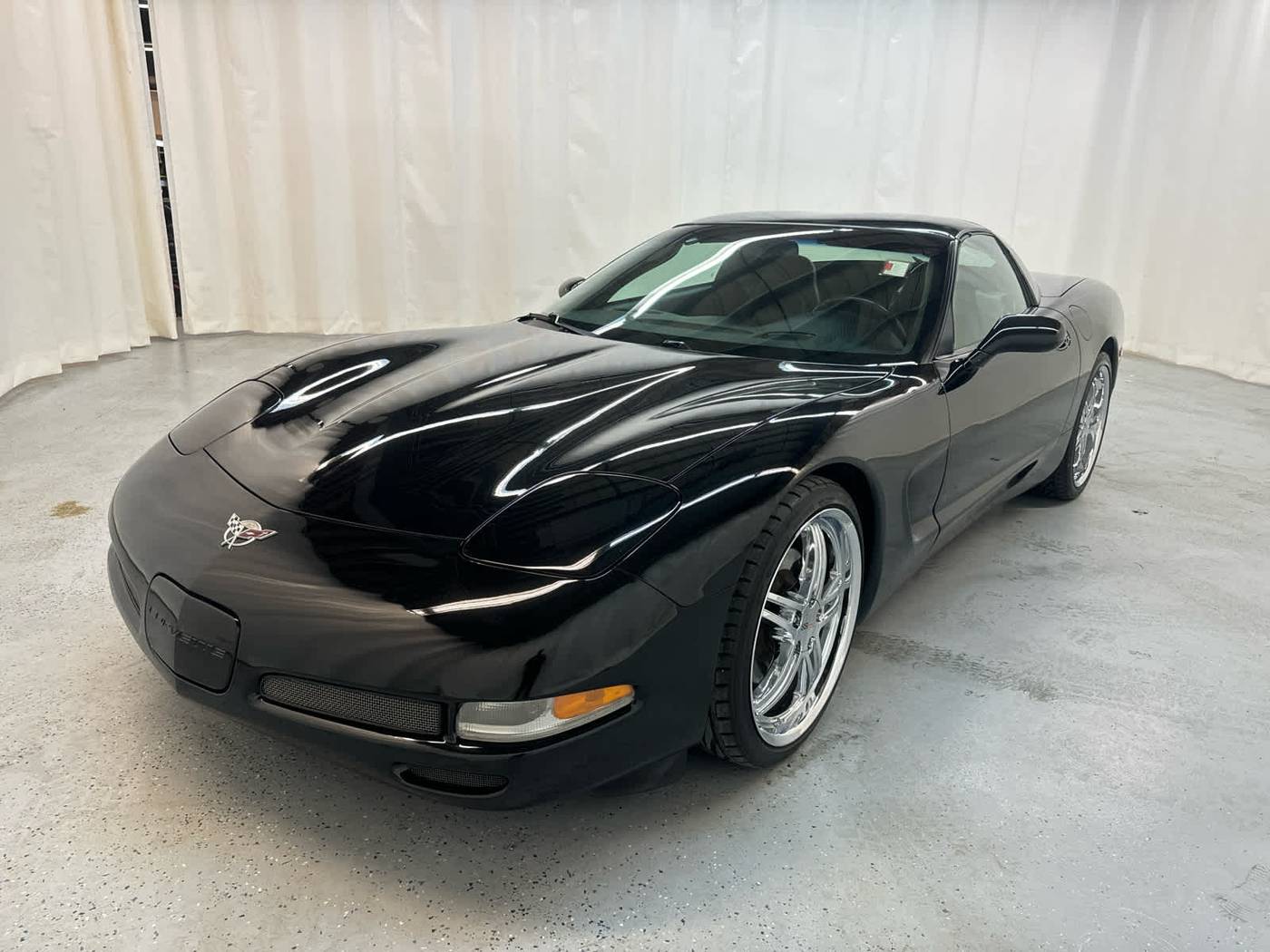 2003 Chevrolet Corvette Base — Coupe — 37,000 mi — Fairbanks, AK