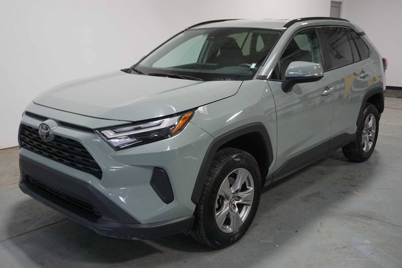 2023 Toyota RAV4 XLE — SUV — 35,145 mi — Anchorage, AK