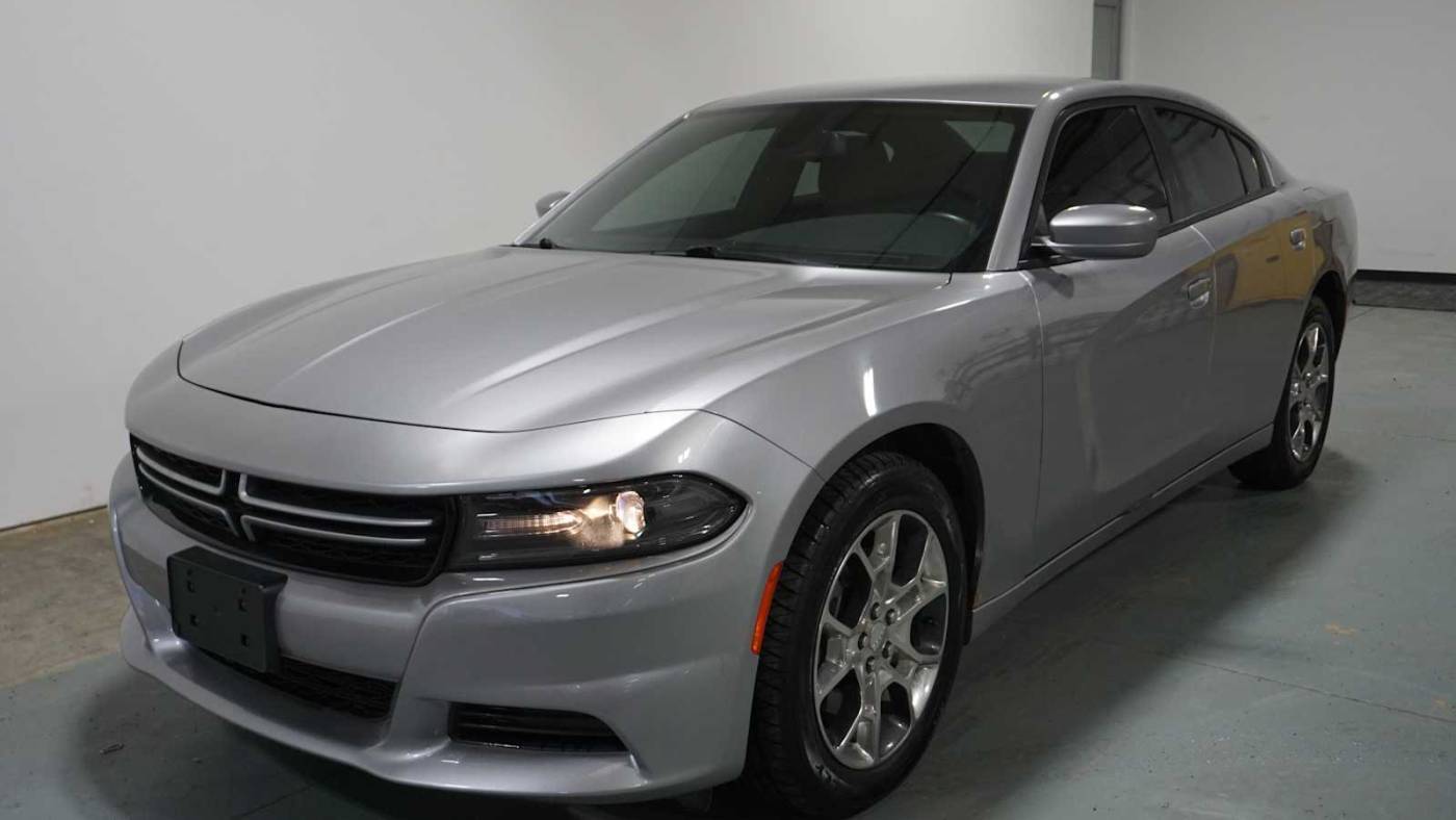2015 Dodge Charger SE — Sedan — 102,725 mi — Anchorage, AK