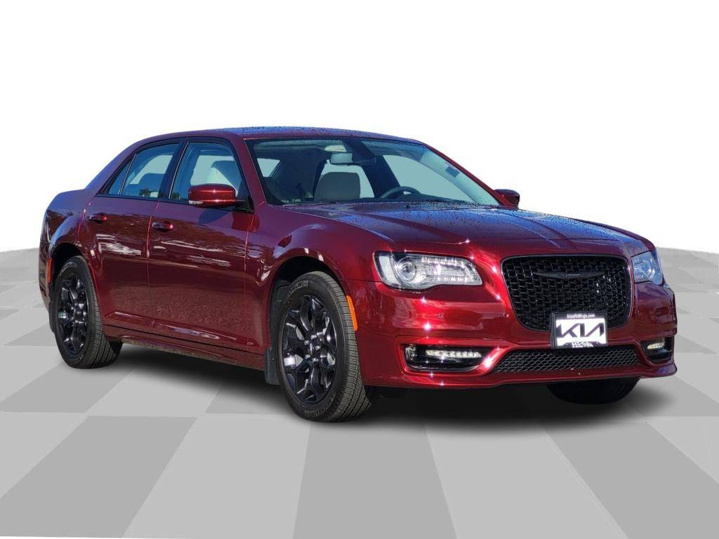 2023 Chrysler 300 Touring L — Sedan — 4,957 mi — Billings, MT