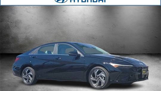 2024 Hyundai Elantra Hybrid Limited — Sedan — 8,815 mi — Hemet, CA