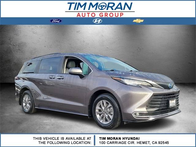 2022 Toyota Sienna XLE — Minivan — 32,294 mi — Hemet, CA