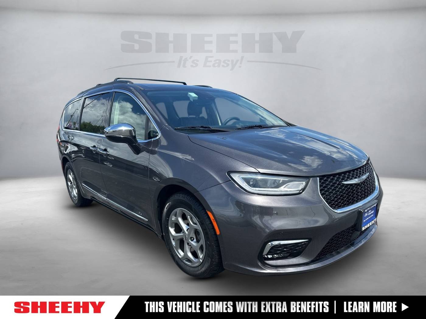 2023 Chrysler Pacifica Limited — Minivan — 59,500 mi — Richmond, VA
