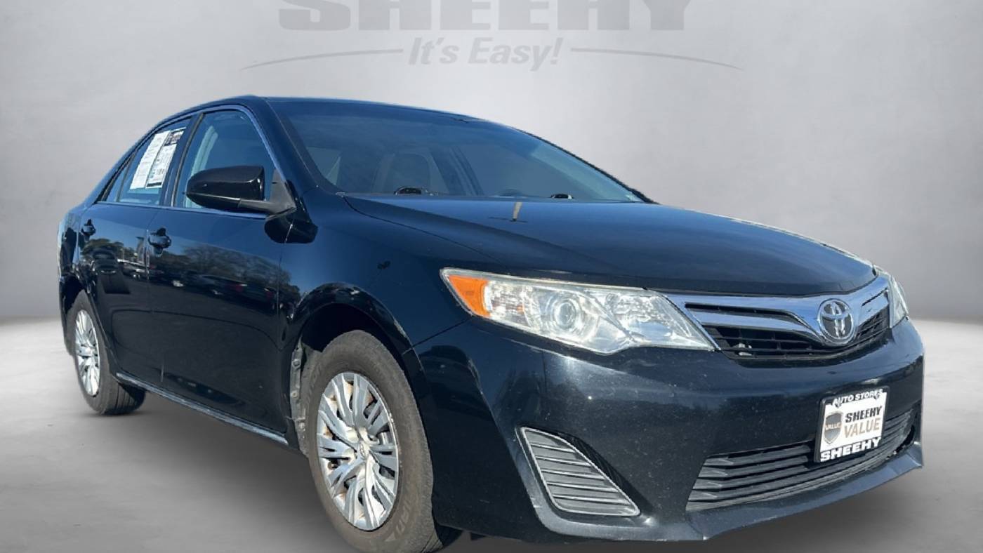 2013 Toyota Camry LE — Sedan — 153,499 mi — Richmond, VA