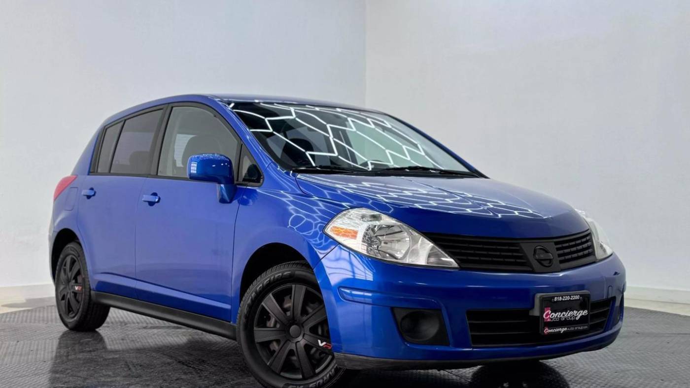 2009 Nissan Versa 1.8 S — Hatchback — 112,507 mi — Glendale, CA