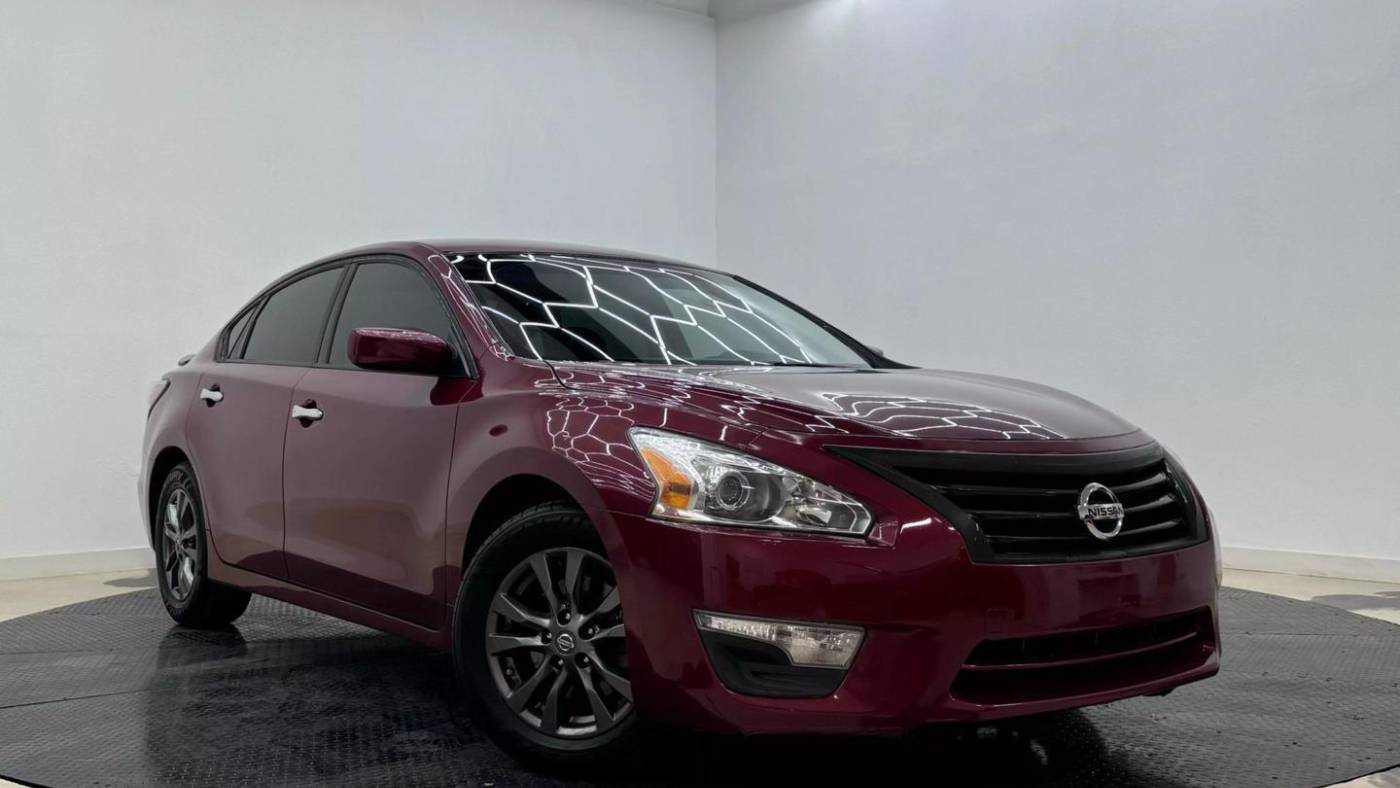 2015 Nissan Altima 2.5 S — Sedan — 140,182 mi — Glendale, CA