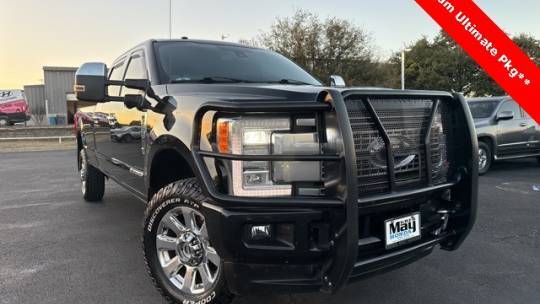 2017 Ford Super Duty F-350 Platinum — Pickup Truck — 34,315 mi — Waco, TX