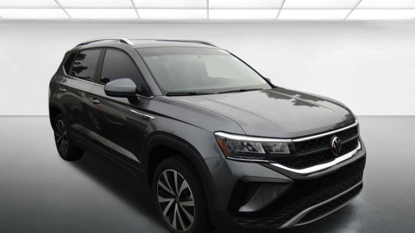 2022 Volkswagen Taos SE — SUV — 11,384 mi — Kirkwood, MO