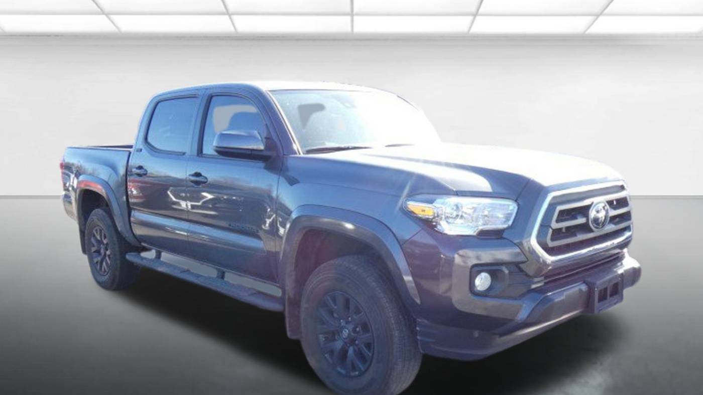 2023 Toyota Tacoma SR5 — Pickup Truck — 9,916 mi — Kirkwood, MO