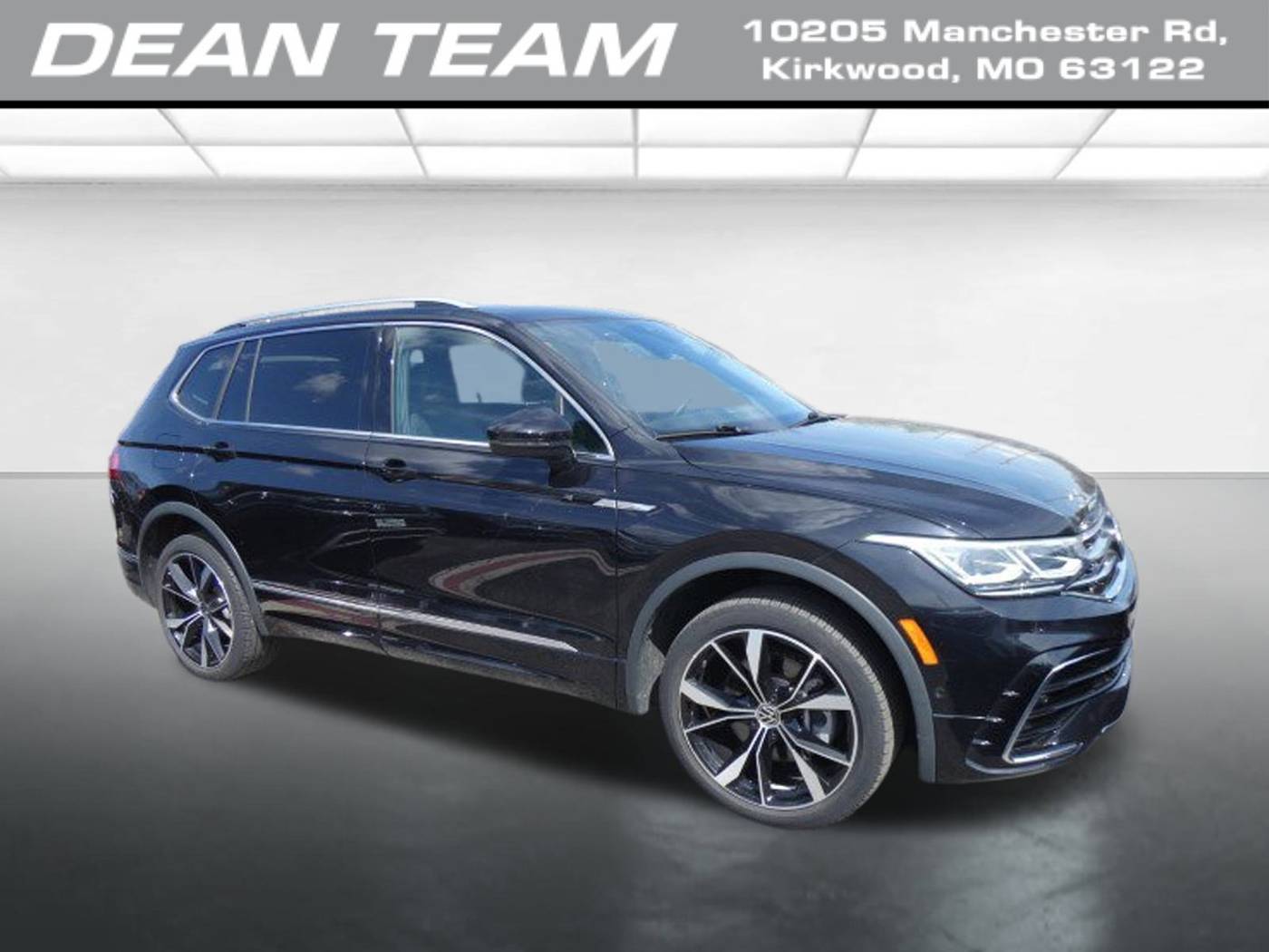 2022 Volkswagen Tiguan SEL R-Line — SUV — 13,913 mi — Kirkwood, MO